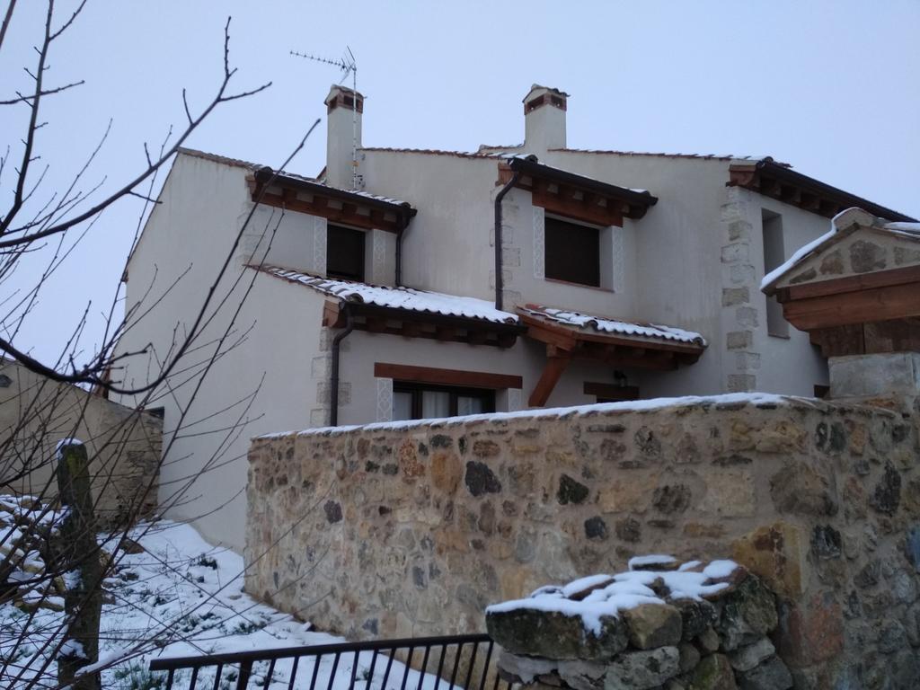 Casas De La Fuente Pensionat Brieva Exteriör bild