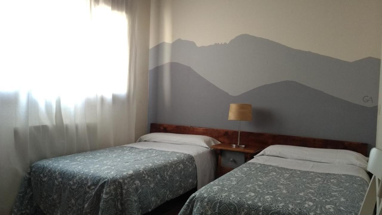 Casas De La Fuente Pensionat Brieva Exteriör bild